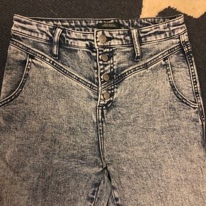 Fable acid wash 80s style mom jeans.  Never worn